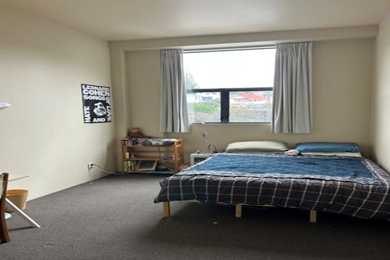 Photo of property in 4 Torrens Terrace, Mount Cook, Wellington, 6011