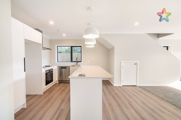 Photo of property in 10/1 Helvetia Grove, Naenae, Lower Hutt, 5011