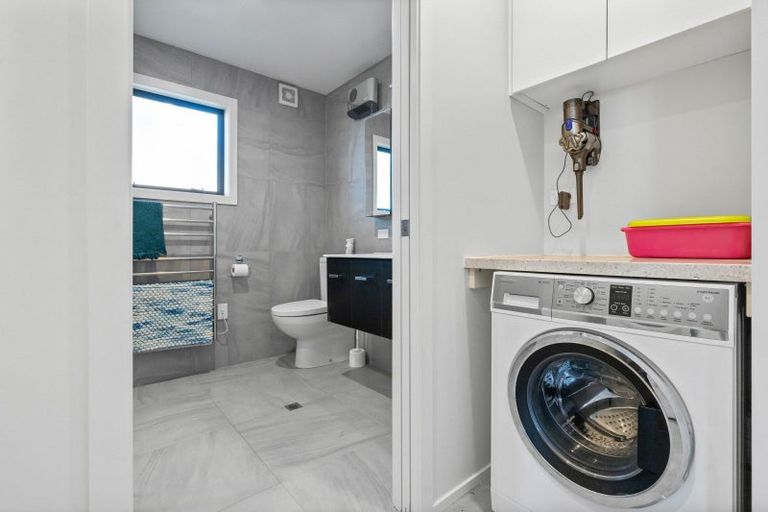 Photo of property in 497 Waikawa-curio Bay Road, Curio Bay, Tokanui, 9884