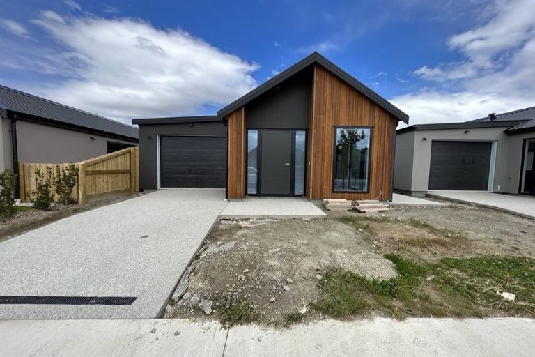 Photo of property in Northlake, 26 Cairnmuir Street, Wanaka, 9305