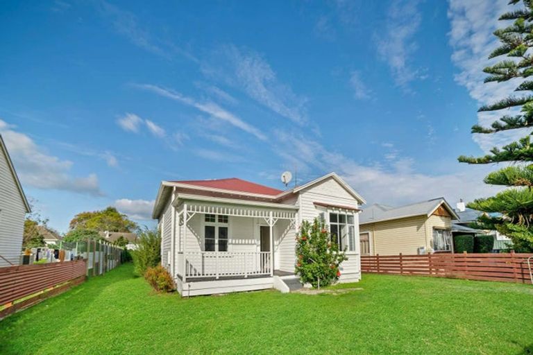 Photo of property in 20 Northcote Road, Te Hapara, Gisborne, 4010