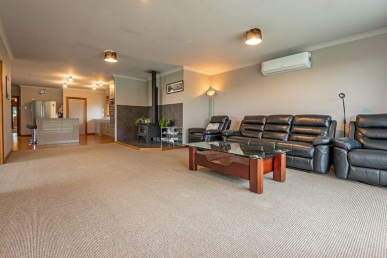 Photo of property in 97a Albert Road, Tokomaru, Palmerston North, 4474