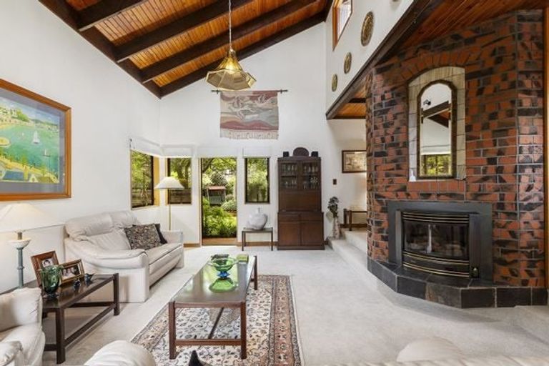 Photo of property in 426a Karori Road, Karori, Wellington, 6012