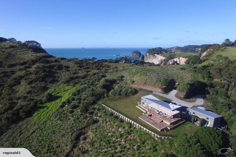 Photo of property in 116 Pa Road, Hahei, Whitianga, 3591
