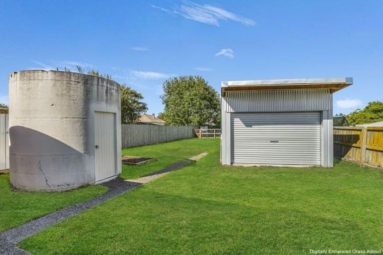 Photo of property in 11 Victory Place, Aramoho, Whanganui, 4500