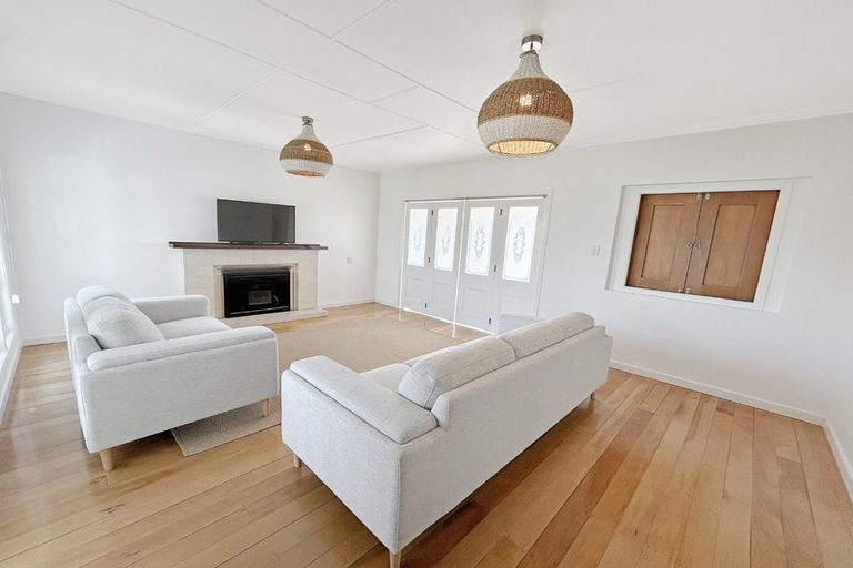 Photo of property in 153 Ngatai Road, Otumoetai, Tauranga, 3110