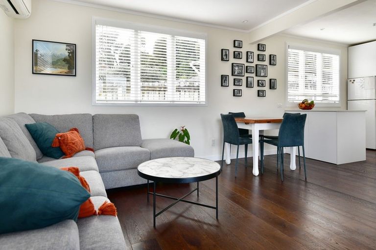 Photo of property in 2 Matai Road, Stanmore Bay, Whangaparaoa, 0932