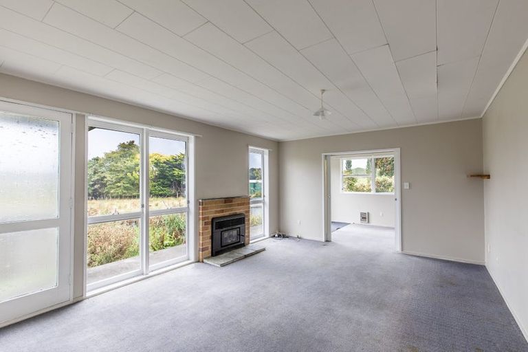 Photo of property in Ex Awariki School, 667 Mangahei Road, Te Uri, Dannevirke, 4973