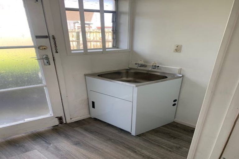 Photo of property in 1/124 Station Road, Papatoetoe, Auckland, 2025