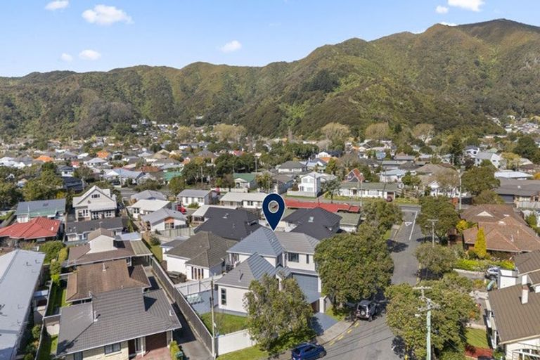 Photo of property in 37 Vincent Street, Waterloo, Lower Hutt, 5011