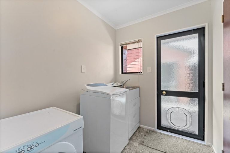 Photo of property in 15 Tudor Grove, Feilding, 4702