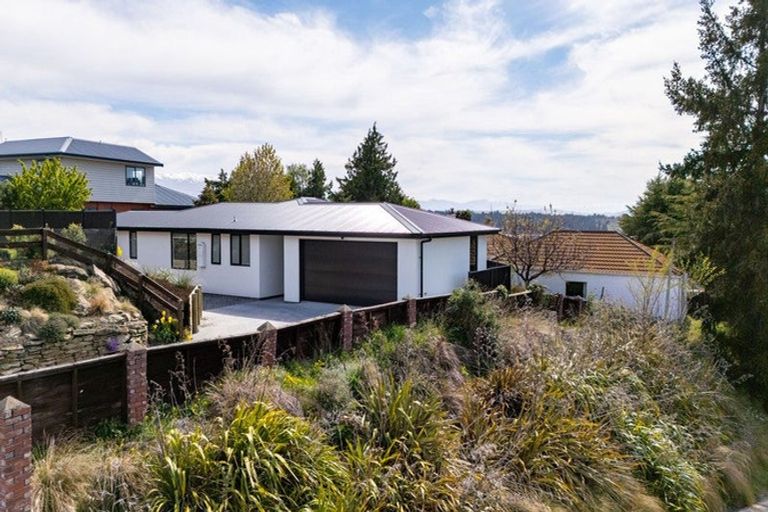 Photo of property in 2c Craig Place, Bridge Hill, Alexandra, 9320