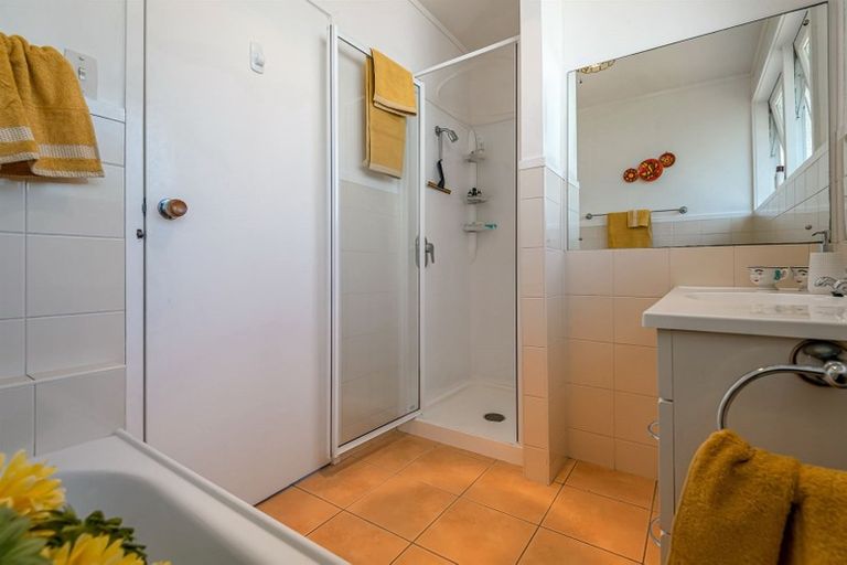 Photo of property in 53 Stanley Avenue, Milford, Auckland, 0620