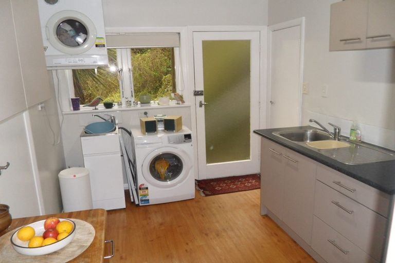 Photo of property in 1/144 Nicholson Road, Khandallah, Wellington, 6035