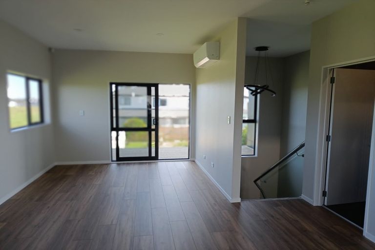 Photo of property in 23f Great South Road, Papatoetoe, Auckland, 2025