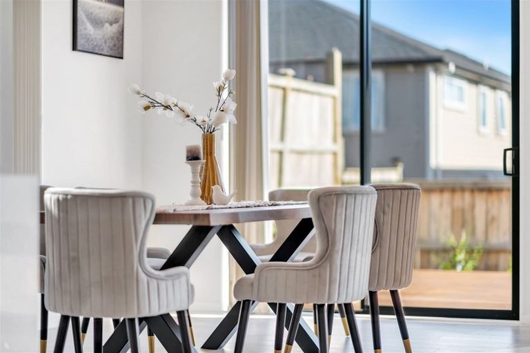 Photo of property in 35 Tinaku Road, Flat Bush, Auckland, 2019