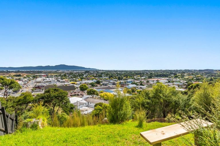 Photo of property in 16 Tongariro Street, Paraparaumu, 5032