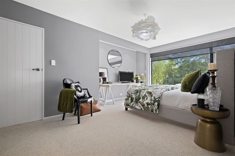 Photo of property in 2/17 Woodford Terrace, Ilam, Christchurch, 8053