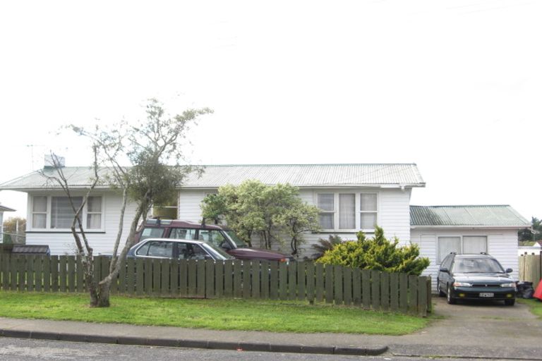 Photo of property in 2/64 Thompson Terrace, Manurewa, Auckland, 2102