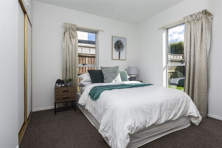 Photo of property in 2/23 Bretts Road, St Albans, Christchurch, 8052