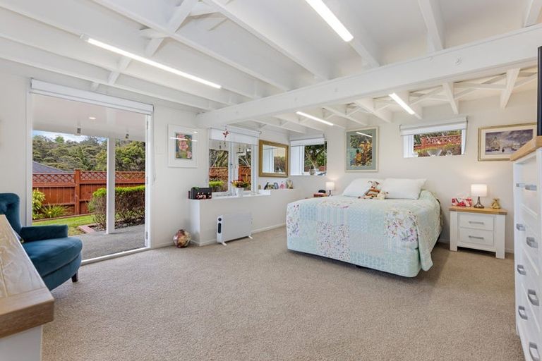 Photo of property in 105 Glendhu Road, Bayview, Auckland, 0629