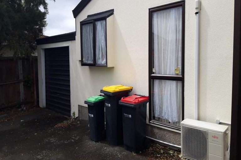 Photo of property in 33m Peverel Street, Riccarton, Christchurch, 8011