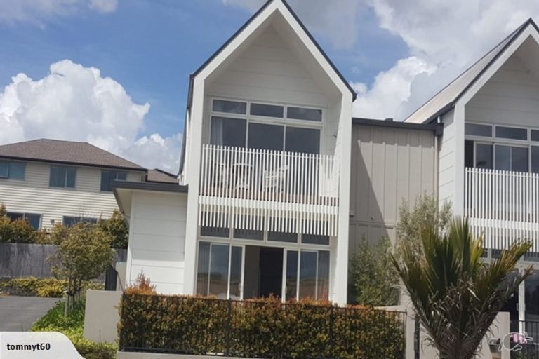 Photo of property in 259 Millwater Parkway, Silverdale, 0932