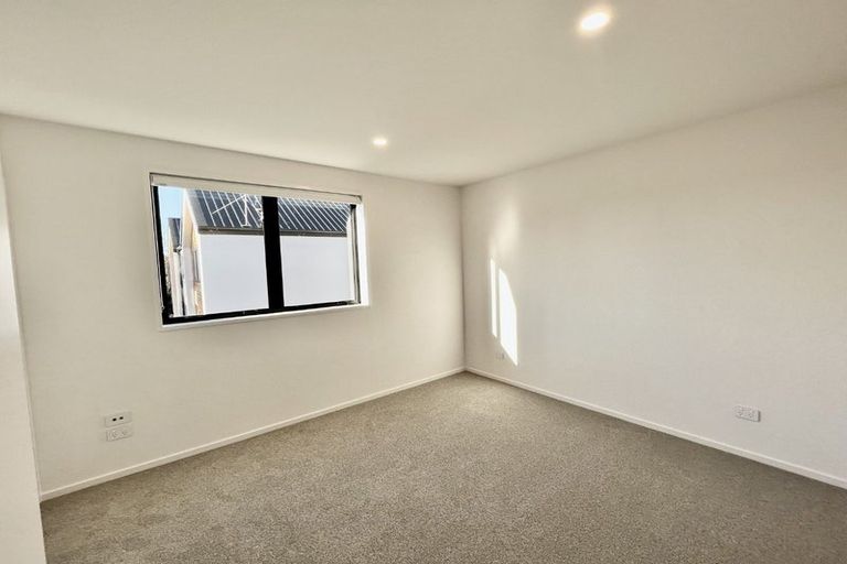 Photo of property in 2/95 Linwood Avenue, Linwood, Christchurch, 8011