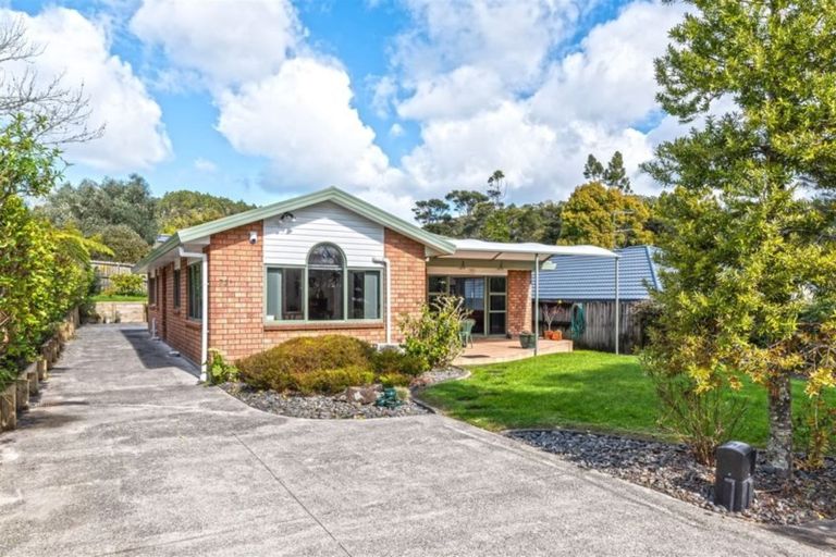 Photo of property in 73a Konini Road, Titirangi, Auckland, 0604