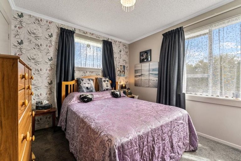 Photo of property in 16 Tomkins Street, Green Island, Dunedin, 9018