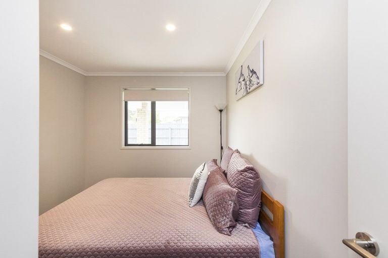 Photo of property in 3 Rangeview Drive, Kelvin Grove, Palmerston North, 4414