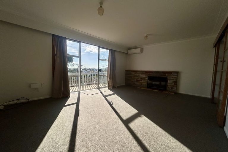 Photo of property in 41 Parrs Cross Road, Henderson, Auckland, 0612