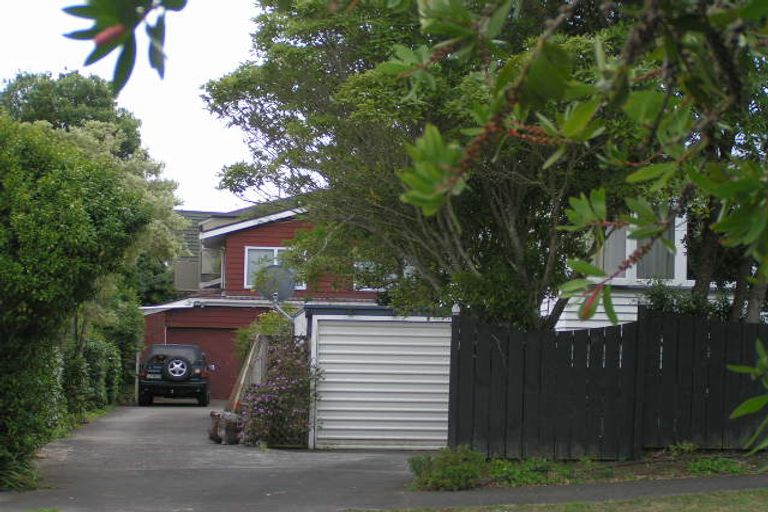 Photo of property in 2/7 Harley Road, Takapuna, Auckland, 0622