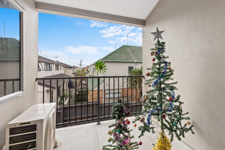 Photo of property in 3/45 Tawa Street, Mount Maunganui, 3116