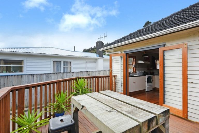 Photo of property in 60 Coast Road, Wainuiomata, Lower Hutt, 5014