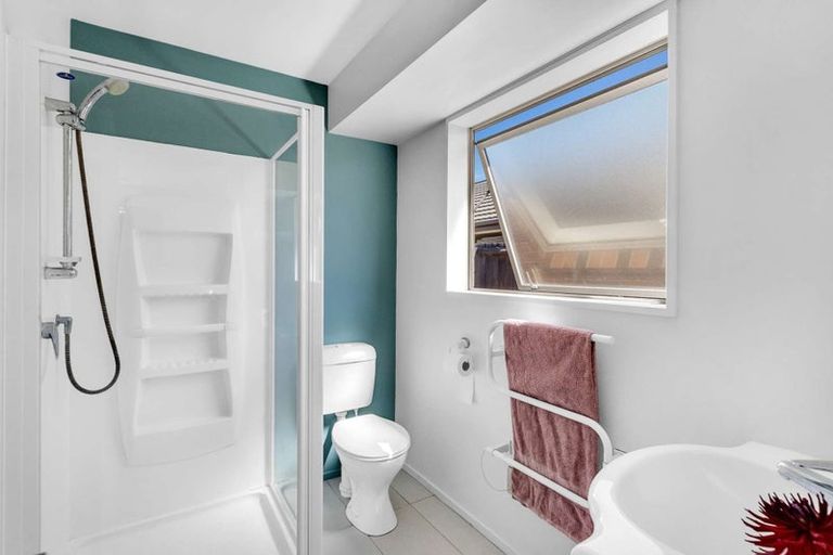 Photo of property in 6 Donatello Drive, Rolleston, 7614