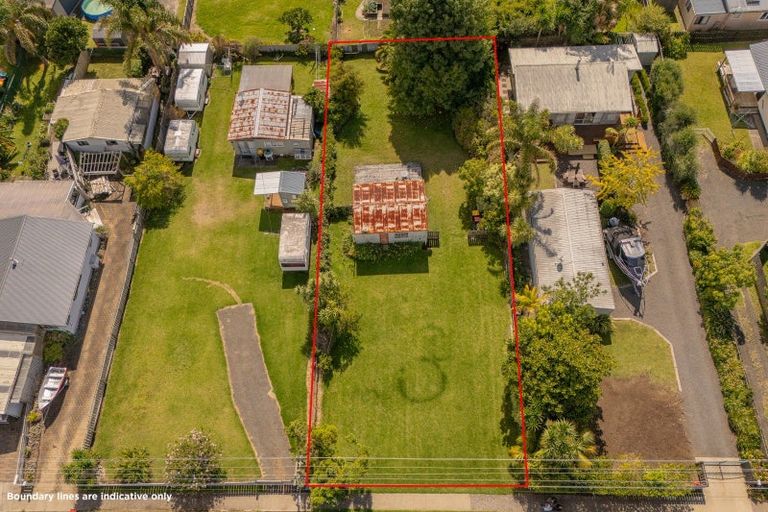 Photo of property in 33 South Highway East, Whitianga, 3510
