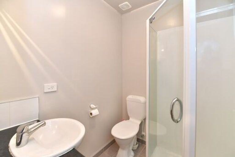 Photo of property in 16 Carento Way, Stanmore Bay, Whangaparaoa, 0932