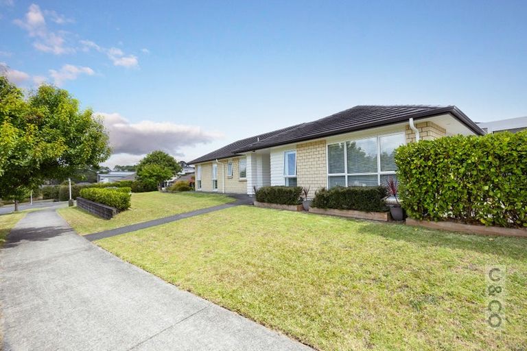 Photo of property in 11 Jessie Rise, Riverhead, 0820