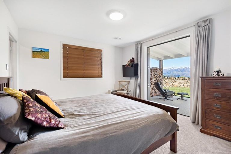 Photo of property in 76 West Meadows Drive, Wanaka, 9305