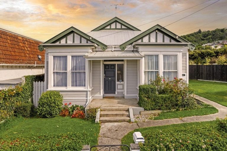 Photo of property in 19 Asquith Street, Caversham, Dunedin, 9012