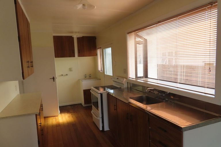 Photo of property in 2 Kirkcaldy Street, Petone, Lower Hutt, 5012