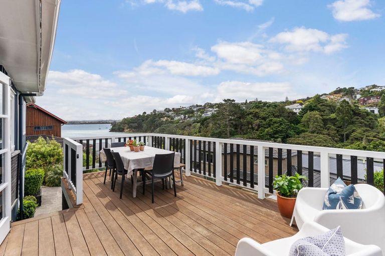 Photo of property in 101 Island Bay Road, Beach Haven, Auckland, 0626