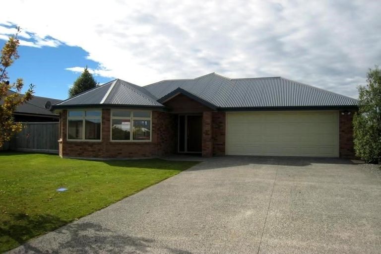 Photo of property in 85 Overbury Crescent, Rolleston, 7614