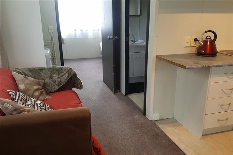 Photo of property in 456 Carrington Street, Upper Vogeltown, New Plymouth, 4310