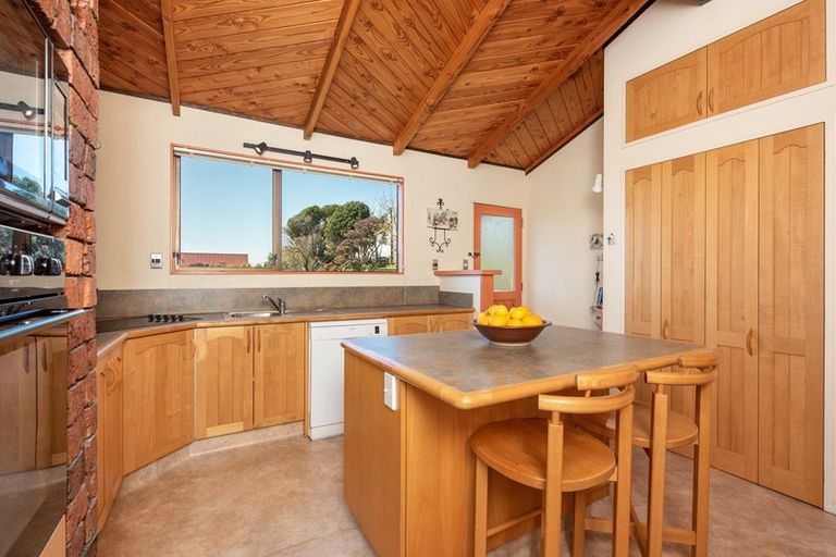 Photo of property in 23 Kiwi Road, Raumati Beach, Paraparaumu, 5032