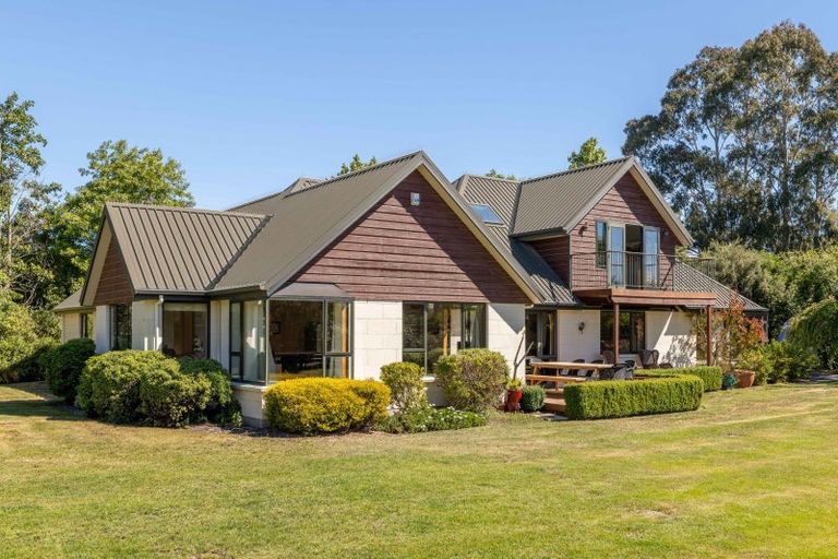 Photo of property in 55 Chinnerys Road, Woodend, 7610