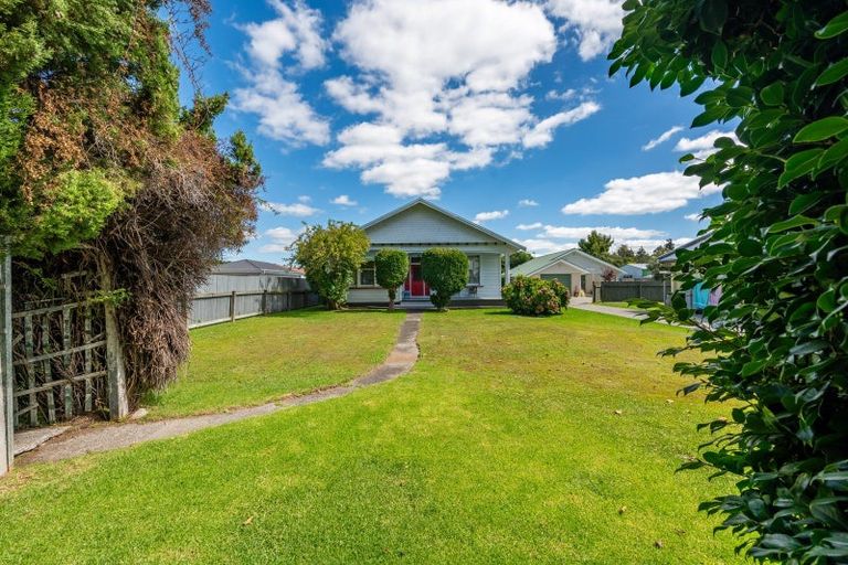 Photo of property in 1420 Karamu Road North, Mayfair, Hastings, 4122