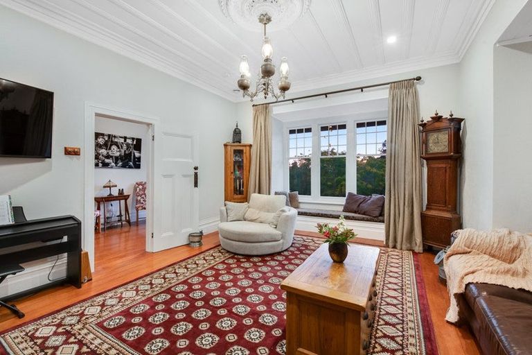 Photo of property in 9 Remu Place, Greenhithe, Auckland, 0632