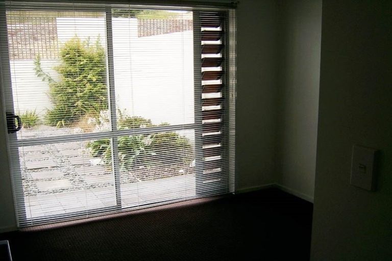 Photo of property in 7e/60 Masons Road, Oteha, Auckland, 0632